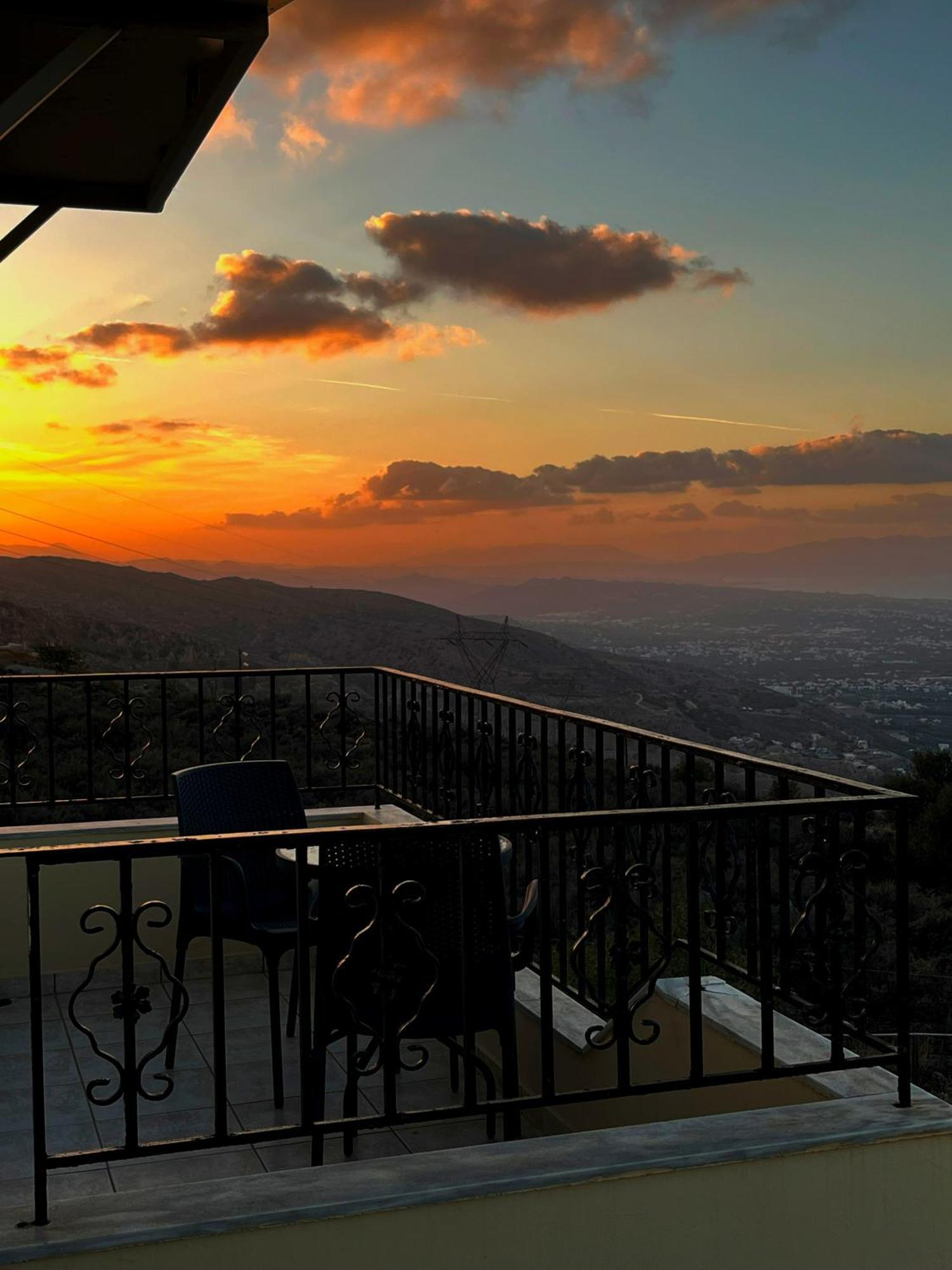 Panos Village Maláxa المظهر الخارجي الصورة